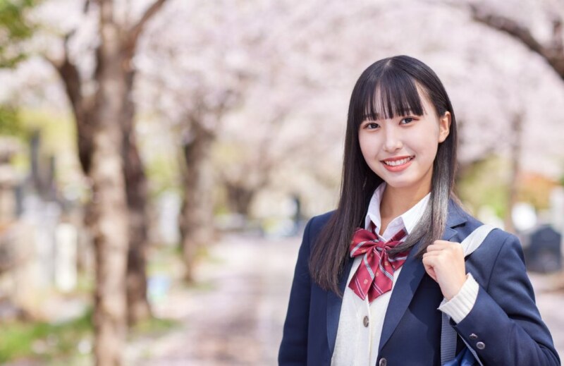 笑顔の女子高生